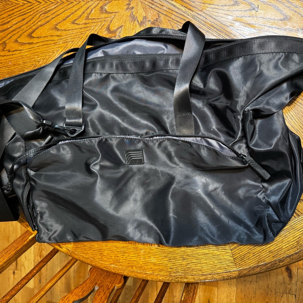 Totto Black Nylon Duffel